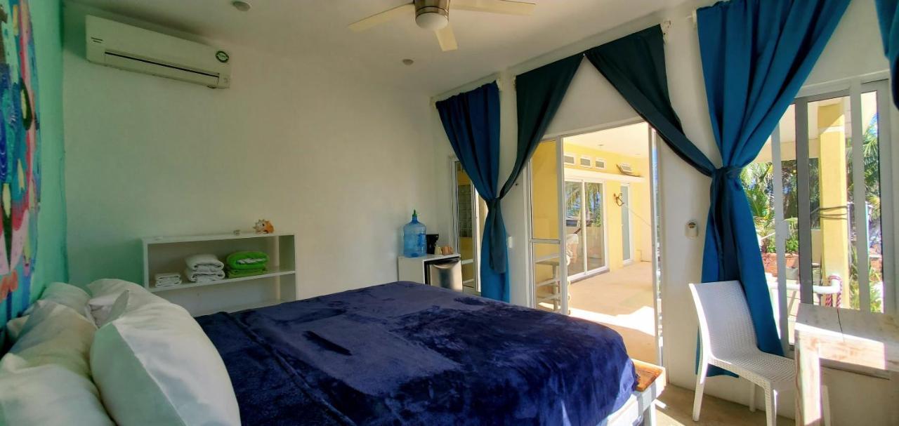 Layla Guesthouse Puerto Morelos Exterior photo